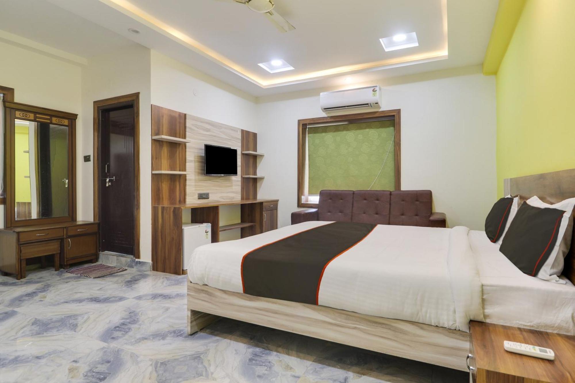 Collection O Sai Poojitha Suites Hotel Hyderabad